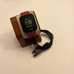 Garmin Forerunner 35 (maroon/Black, Charger included, tested)